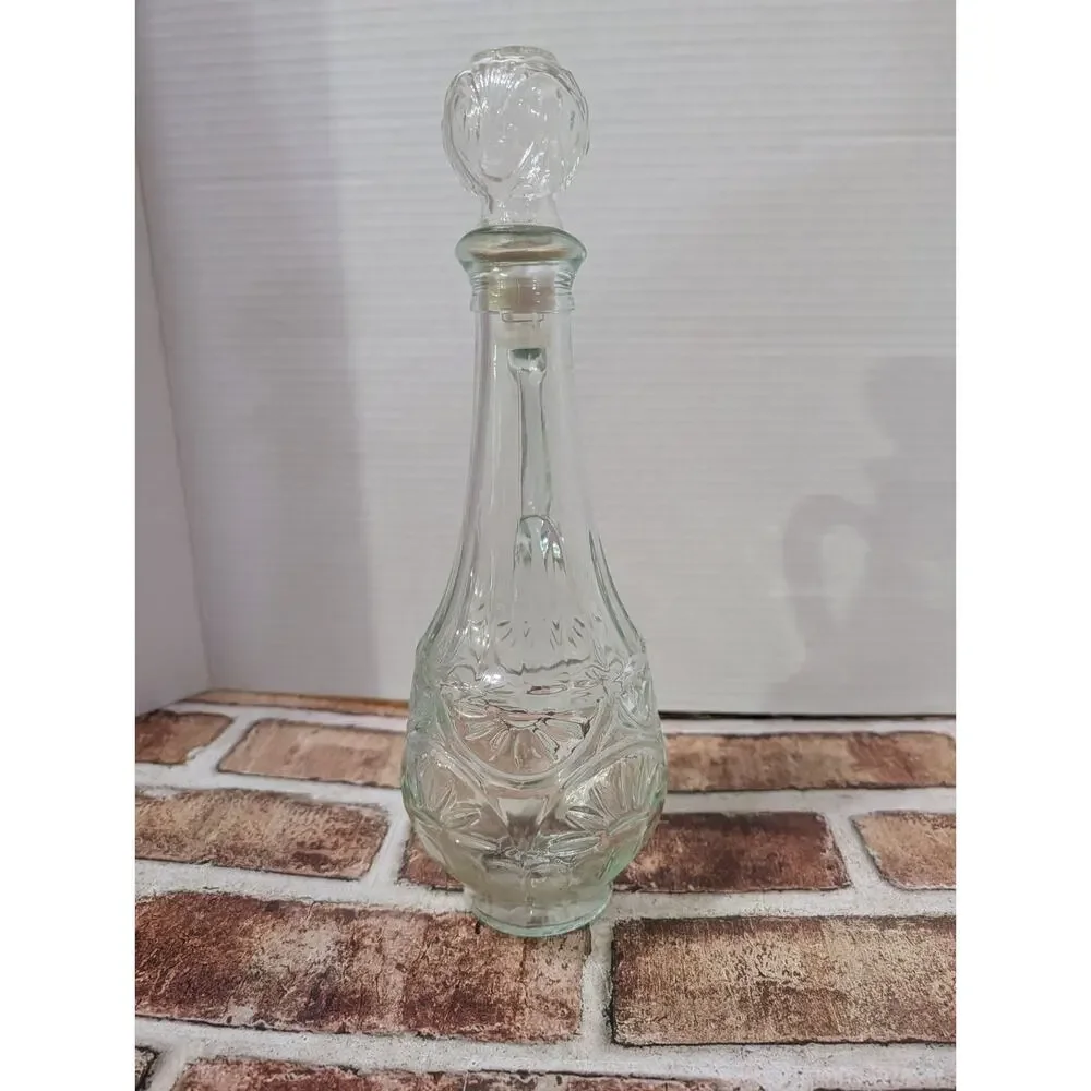 Vintage Mogen David Clear Glass Wine Decanter with Stopper Starburst Pattern 12